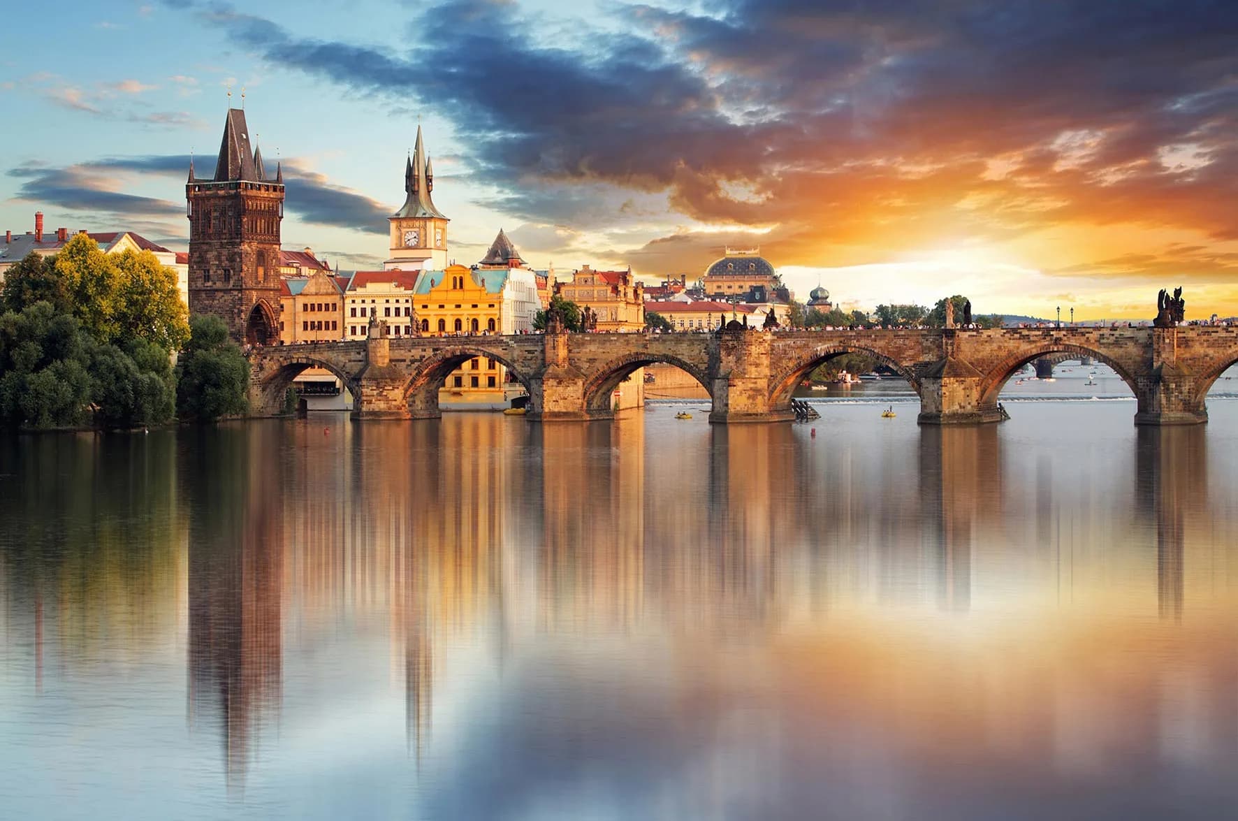 Your Guide to Luxury Airport Transfers in Prague
