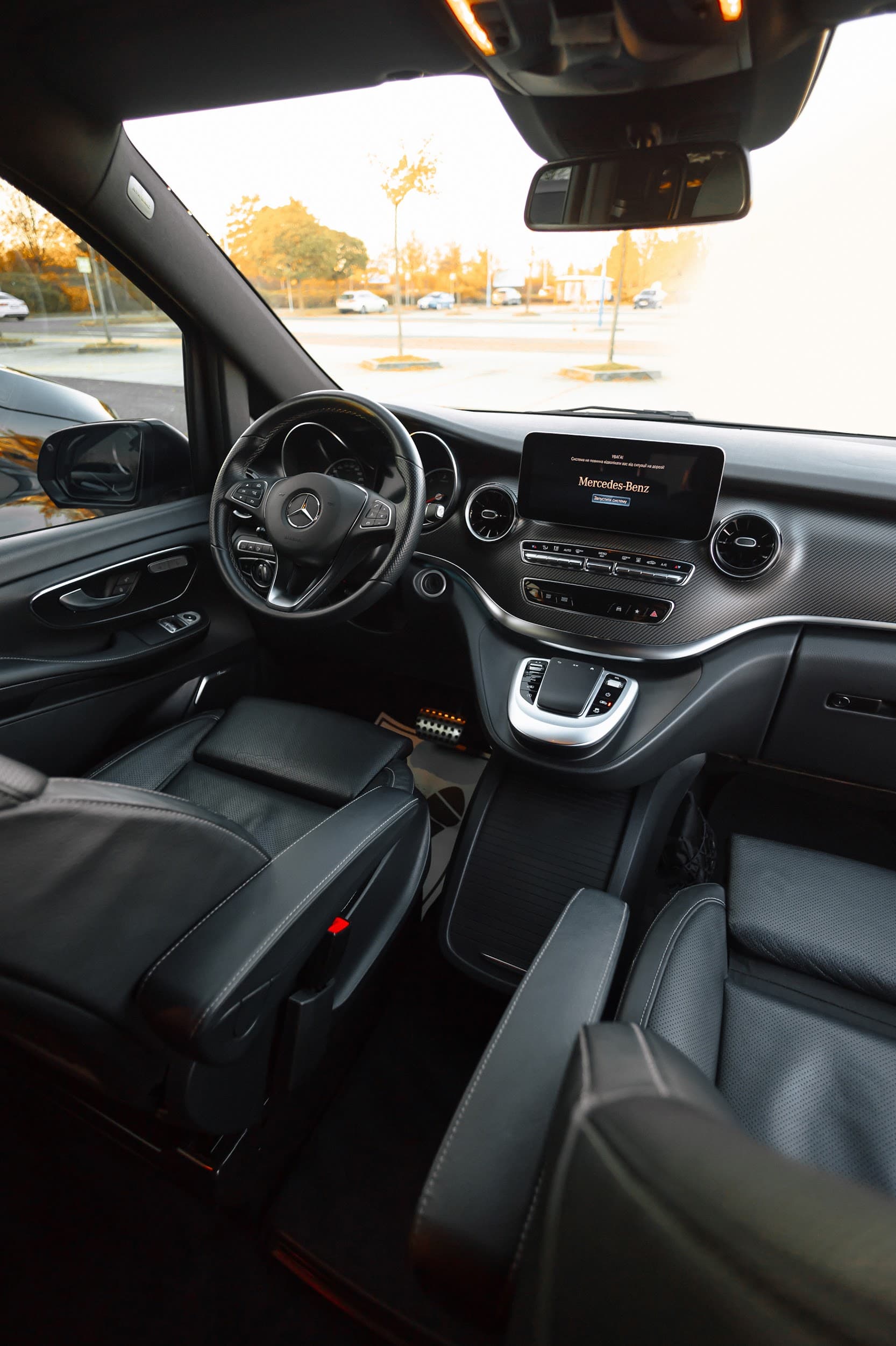Mercedes-Benz V-Class 4