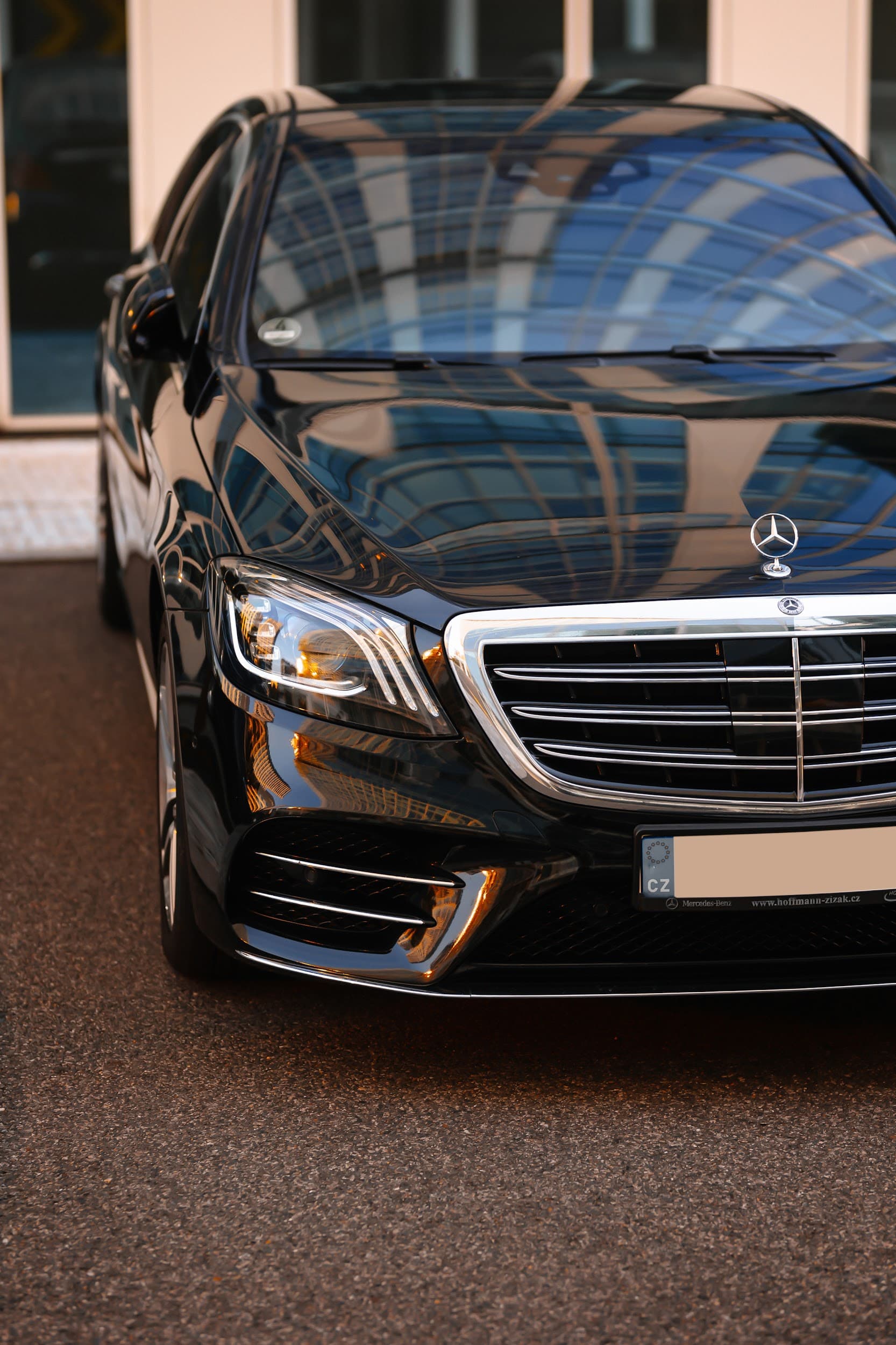 Mercedes-Benz S-Class 2