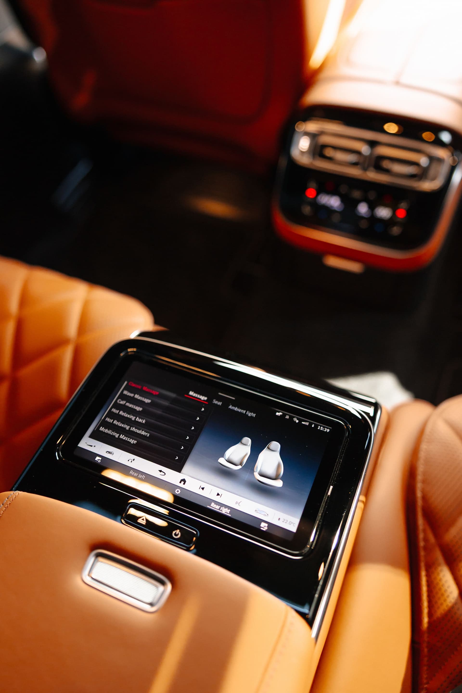 Mercedes-Benz S-Class 7